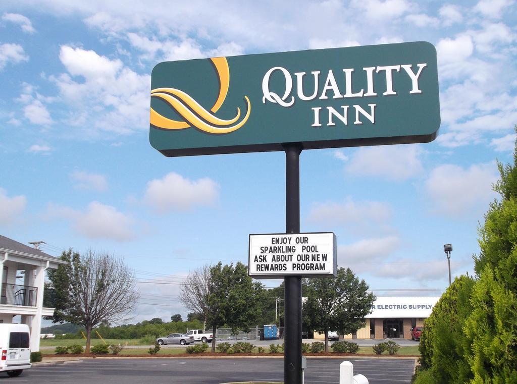 Quality Inn Sylacauga Exteriör bild